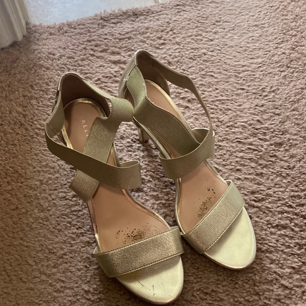 Kelly & Katie gold elastic strap heels